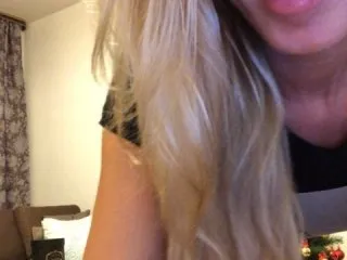 Live sex webcam photo for lanalevi #140792355