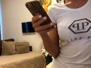 Live sex webcam photo for lanalevi #145874901
