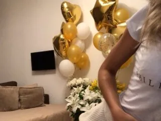 Live sex webcam photo for lanalevi #145894375