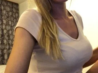 Live sex webcam photo for lanalevi #154970008