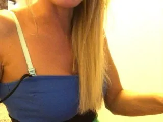 Live sex webcam photo for lanalevi #155569420