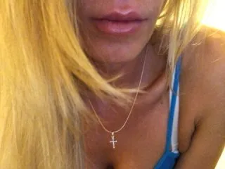 Live sex webcam photo for lanalevi #157329513
