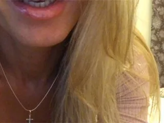 Live sex webcam photo for lanalevi #171464793