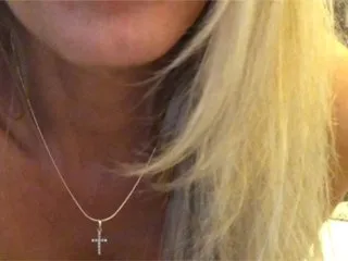 Live sex webcam photo for lanalevi #171710335