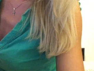 Live sex webcam photo for lanalevi #172188064