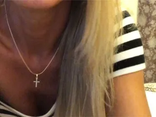 Live sex webcam photo for lanalevi #173788917