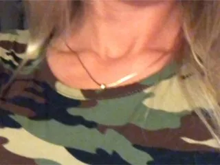 Live sex webcam photo for lanalevi #173944118