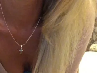 Live sex webcam photo for lanalevi #174640752