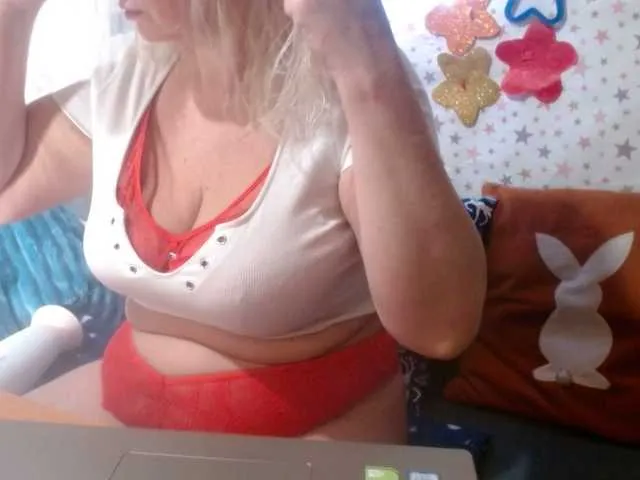 Live sex webcam photo for lanastar1 #292590878