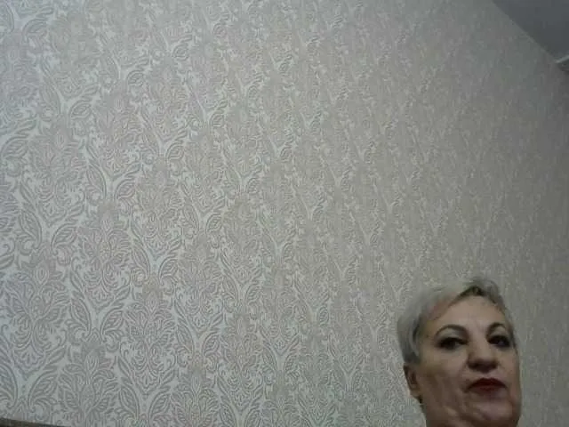 Live sex webcam photo for lara45 #290144077