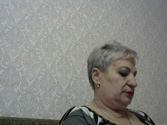 Live sex webcam photo for lara45 #290145852