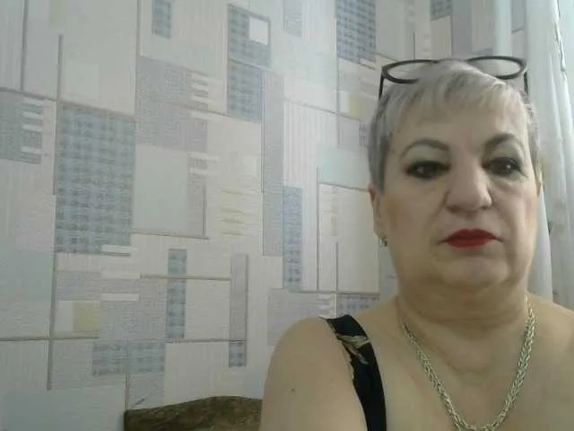 Live sex webcam photo for lara45 #290240897