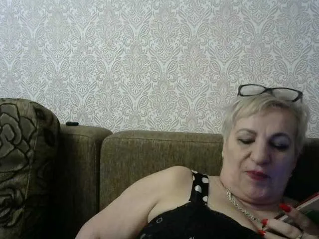 Live sex webcam photo for lara45 #290589327