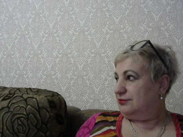 Live sex webcam photo for lara45 #290732027