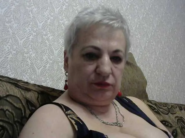 Live sex webcam photo for lara45 #290871121