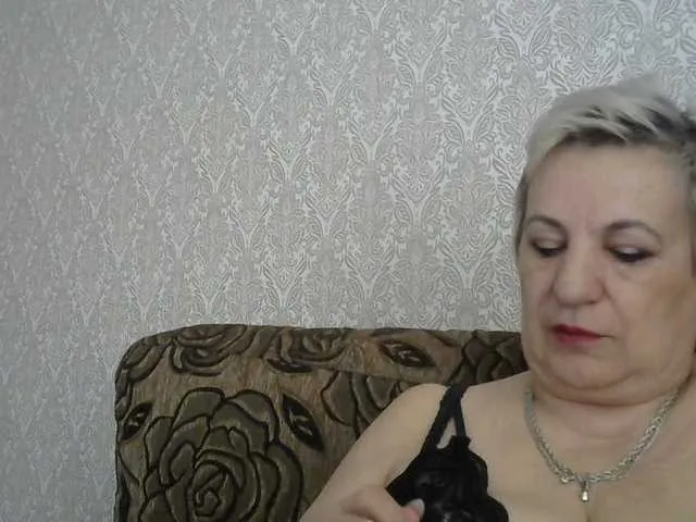 Live sex webcam photo for lara45 #291330764