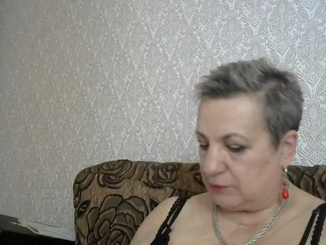 Live sex webcam photo for lara45 #291377673