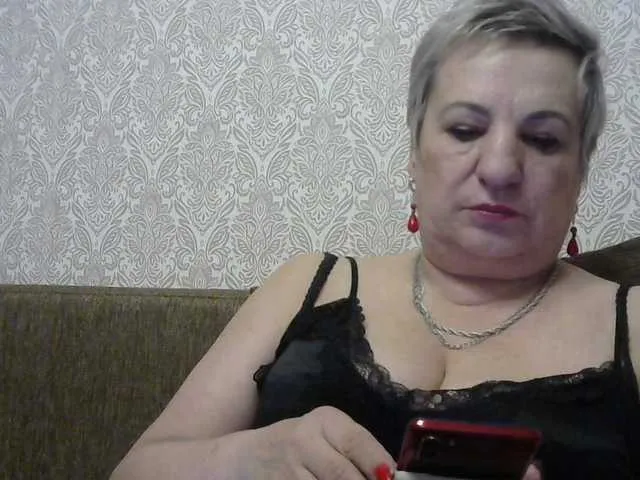 Live sex webcam photo for lara45 #292195448