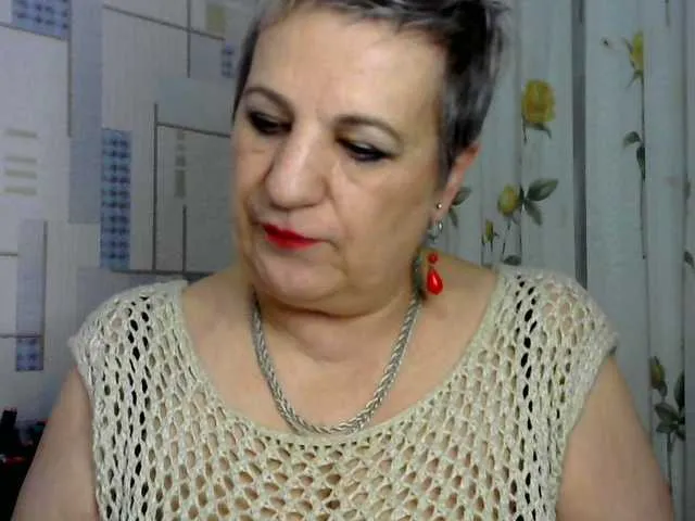 Live sex webcam photo for lara45 #292275860