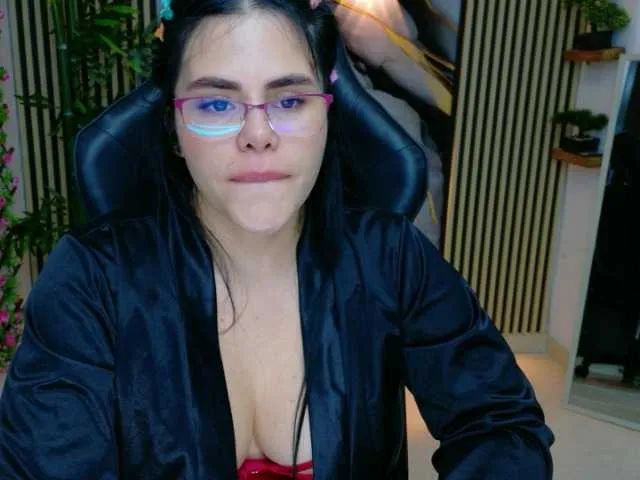 Live sex webcam photo for lararoberts1 #291929485