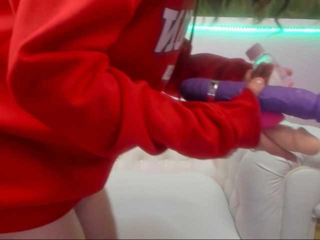 Live sex webcam photo for lariel-gold #272256932