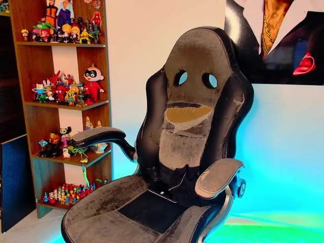 Live sex webcam photo for latin-couple77 #276488306