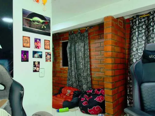 Live sex webcam photo for latin-couple77 #276506664