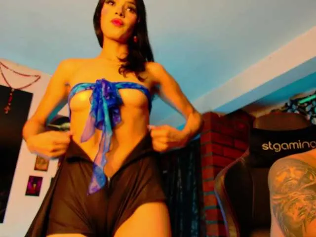 Live sex webcam photo for latin-couple77 #276765690