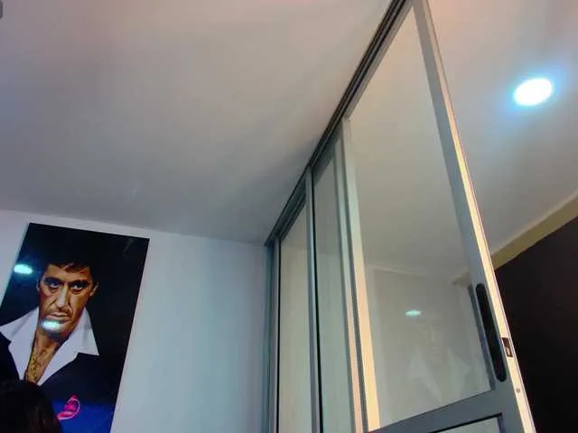 Live sex webcam photo for latin-couple77 #290373774