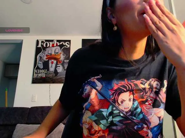 Live sex webcam photo for latin-couple77 #292351870