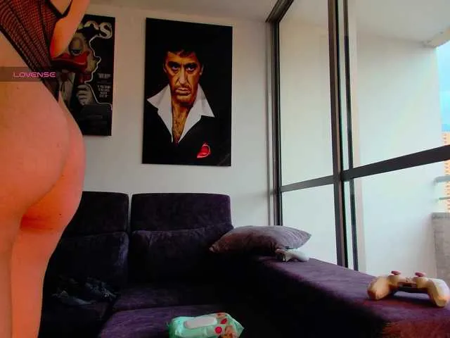 Live sex webcam photo for latin-couple77 #292388710