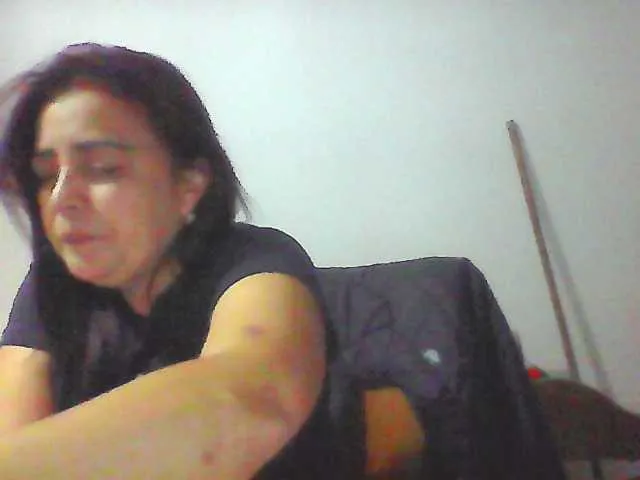 Live sex webcam photo for latinaamorosa #272641289