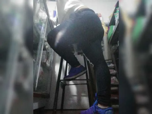 Live sex webcam photo for latinaamorosa #274203357