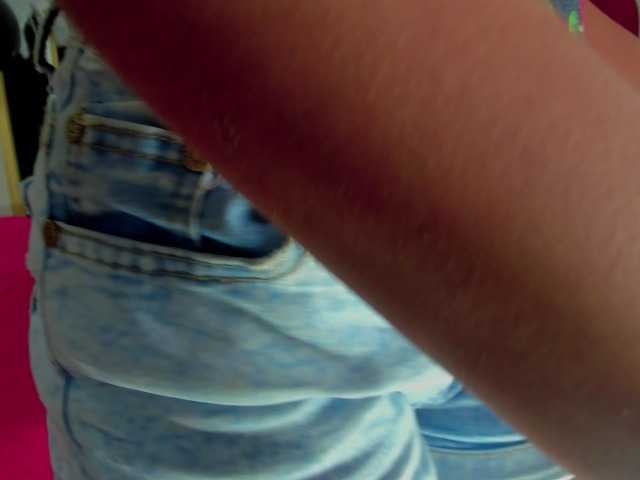 Live sex webcam photo for latinaggh #276614624