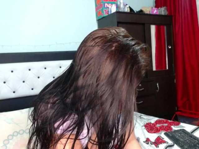 Live sex webcam photo for latinakitten- #272337536