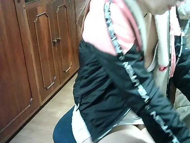 Live sex webcam photo for latinasexxy #272337675