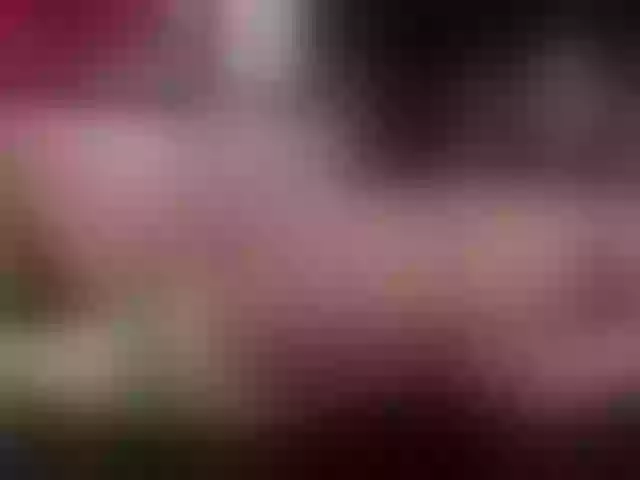 Live sex webcam photo for latinblack18 #290460375
