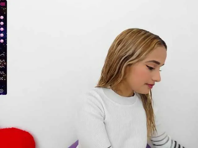 Live sex webcam photo for latincarlahot #273090302