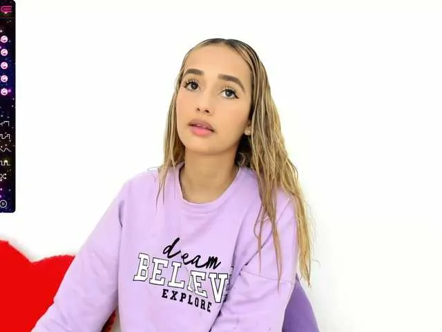 Live sex webcam photo for latincarlahot #273098091