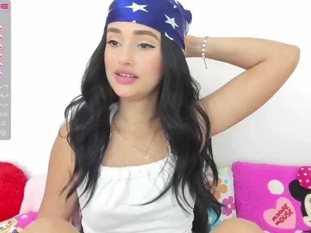 Live sex webcam photo for latincarlahot #273761880