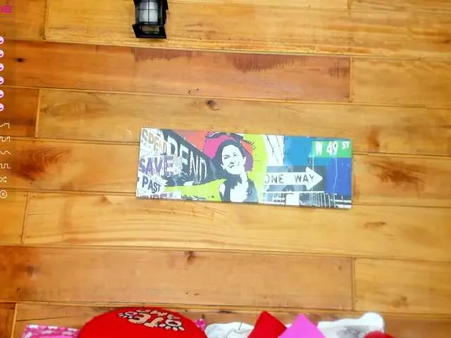 Live sex webcam photo for latincarlahot #274622455