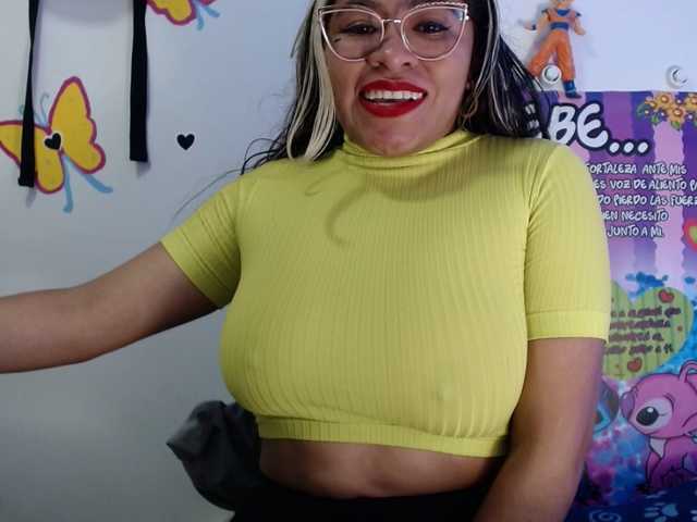 Live sex webcam photo for latinrapunzel4 #290802612