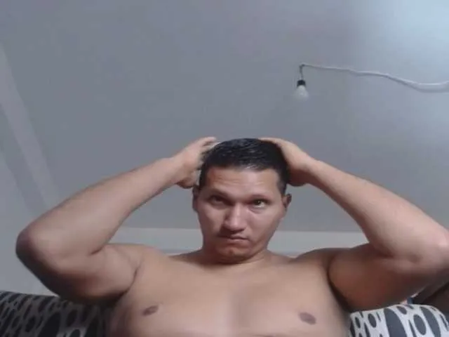 Live sex webcam photo for latinsexual #276468313