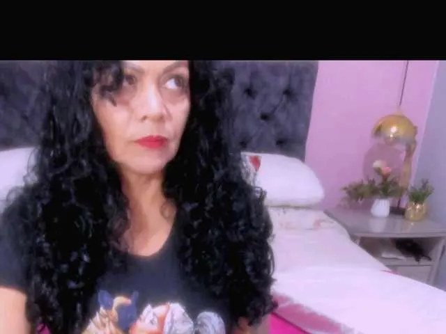 Live sex webcam photo for latinvalery #290277212