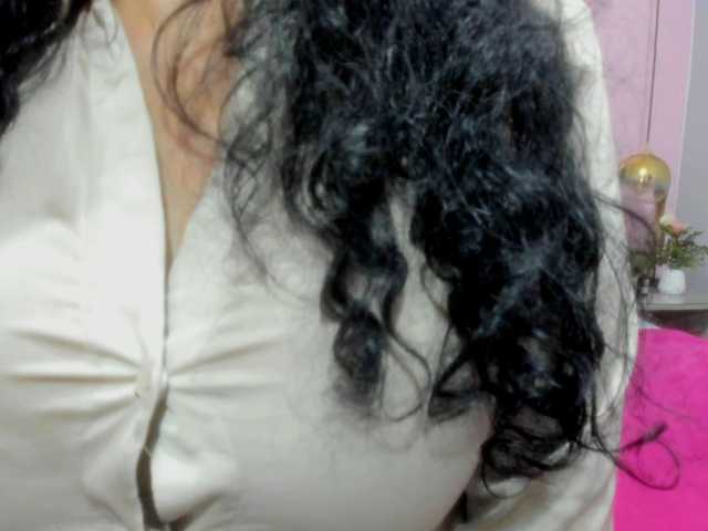 Live sex webcam photo for latinvalery #290395438