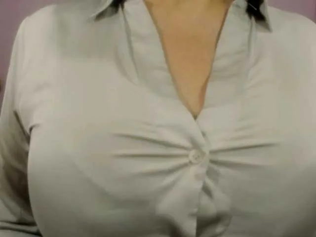 Live sex webcam photo for latinvalery #290513091