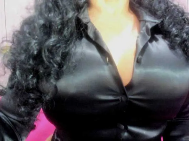 Live sex webcam photo for latinvalery #290780865