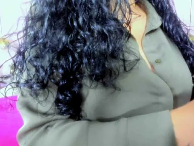 Live sex webcam photo for latinvalery #290807985