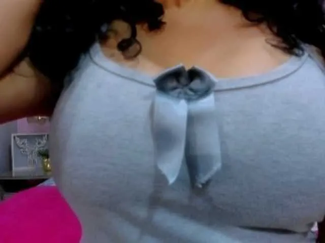 Live sex webcam photo for latinvalery #290925287