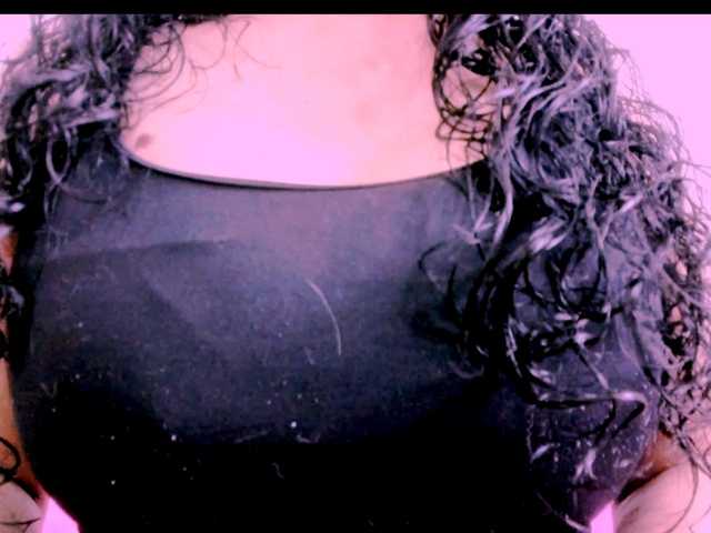 Live sex webcam photo for latinvalery #292183083